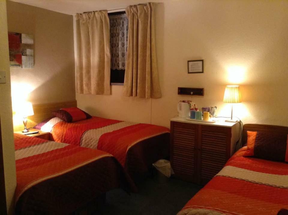 Bed & Breakfast Oakleigh Blackpool